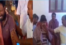 കൊല്ലപ്പെട്ട യൂത്ത് കോണ്ഗ്രസ് പ്രവര്ത്തകരുടെ വീടുകള് മന്ത്രി ഇ.ചന്ദ്രശേഖരന് സന്ദര്ശിച്ചു;സിബിഐ അന്വേഷണം വേണമെന്ന് ബന്ധുക്കള്